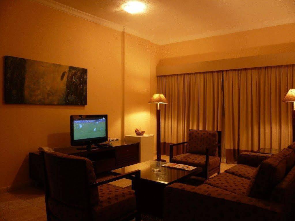 Grand Pj Hotel Ras al-Khaimah Exterior photo